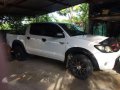 SELLING TOYOTA HILUX J 2005-4