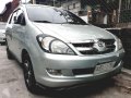 Selling Toyota Innova g 2006-0