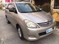 Toyota Innova E MT 2011 for sale-0