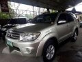 Selling Toyota Fortuner G 4x2 Diesel 2010-0