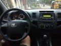 Toyota Hilux 2012 4x2 manual for sale-1