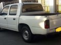 Toyota Hilux 2001 pick-up Cool aircon-4