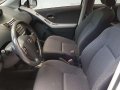 2011 Toyota Yaris 15G Top of the line-2