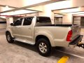 Toyota Hilux 2011 3.0 4x4 Automatic Transmission-3
