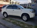 Toyota Fortuner G 2011 Manual D4d diesel engine Top of the line-2