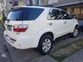 Toyota Fortuner G 2011 Manual D4d diesel engine Top of the line-0