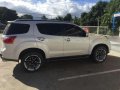 2017 Isuzu Mu-x 4x2 ls 3.0 TD, Silky Pearl White-2