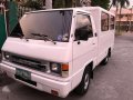 For sale Mitsubishi L300 fb 2007 model Manual trans-0