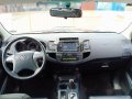 Toyota Fortuner 2016 V AT for sale-5