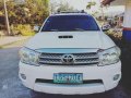 SELLING Toyota Fortuner 2010mdl-0