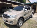 2014 model Toyota Hilux G D4D automatic transmission turbo diesel 4x2-6