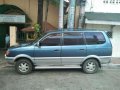 Selling Toyota Revo Model 2000-4