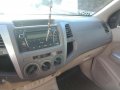Toyota Hilux 2009 2x4 G model for sale-3