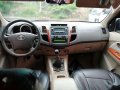 TOYOTA FORTUNER G 2011 Manual FOR SALE-4