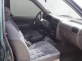 2004 model Nissan Frontier for sale-2