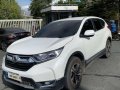 2017 Honda CR-V pearl white with good condition-6