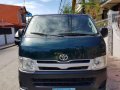 Toyota HIACE commuter 2011model for sale-1
