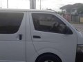 For sale Toyota HIACE Commuter 2013 model-2