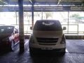 2010 Hyundai Starex Gold for sale-3