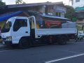 For sale 2016 boom truck Isuzu Elf-1