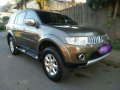 2010 Montero GLX manual for sale-4
