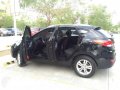 Hyundai Tucson 40K Mileage only 2011 Gas 1st owner Pristine Condition-4