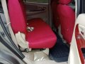 SELLING TOYOTA Innova G 2006-1