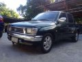 Toyota Hilux 2000 SR5 for sale-1