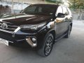 Toyota Fortuner v 4x4 2017 for sale-6