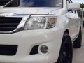 White Toyota Hilux 2012 for SALE-3
