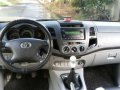 Toyota Hilux E 2010 for sale-4