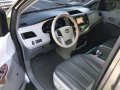 Toyota Sienna 2011 XLE AT Captain Seats Top Line-2