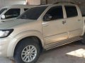 2014 Toyota Hilux 2.5G Manual Diesel Silky Gold-1