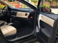 Toyota Corolla Altis 1.6 V 2016 model Automatic Transmission-5