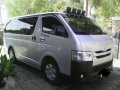 SELLING TOYOTA Hiace van commuter 2015-8