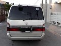 2004 Toyota Hiace Super Grandia 5L Local version-2