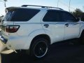 SELLING TOYOTA Fortuner 2010-11