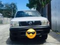 Good condition Nissan Frontier 2006 4x2 Manual-0