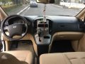 2009 Hyundai Grand Starex Gold top of the line -2