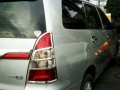 TOYOTA Innova E automatic diesel 2016model fresh and loaded lady own rush-0