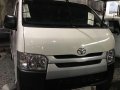 2018 Toyota Hiace Commuter 3.0L manual diesel -1