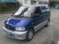 SELLING Nissan Serena 2002 diesel-7