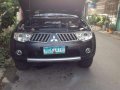 SELLING Mitsubishi Montero gls v 2011aquared model-11