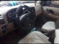 Assume Ford Escape 4x4 v6 2005-2