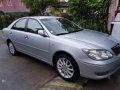 Toyota Camry 3.0 V6 2004 model/ top of the line-6