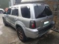 2008 FORD ESCAPE XLS - not flooded . no accident . automatic-2