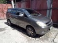 SELLING TOYOTA Innova G 2005 AT-7