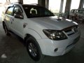 Toyota Fortuner V 4x4 Model 2005 Acquired 2006-8