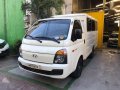 Selling 2017 Hyundai H100 Manual Dual AC-8