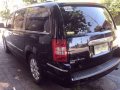 2011 series Chrysler Town and Country Crd Diesel-1